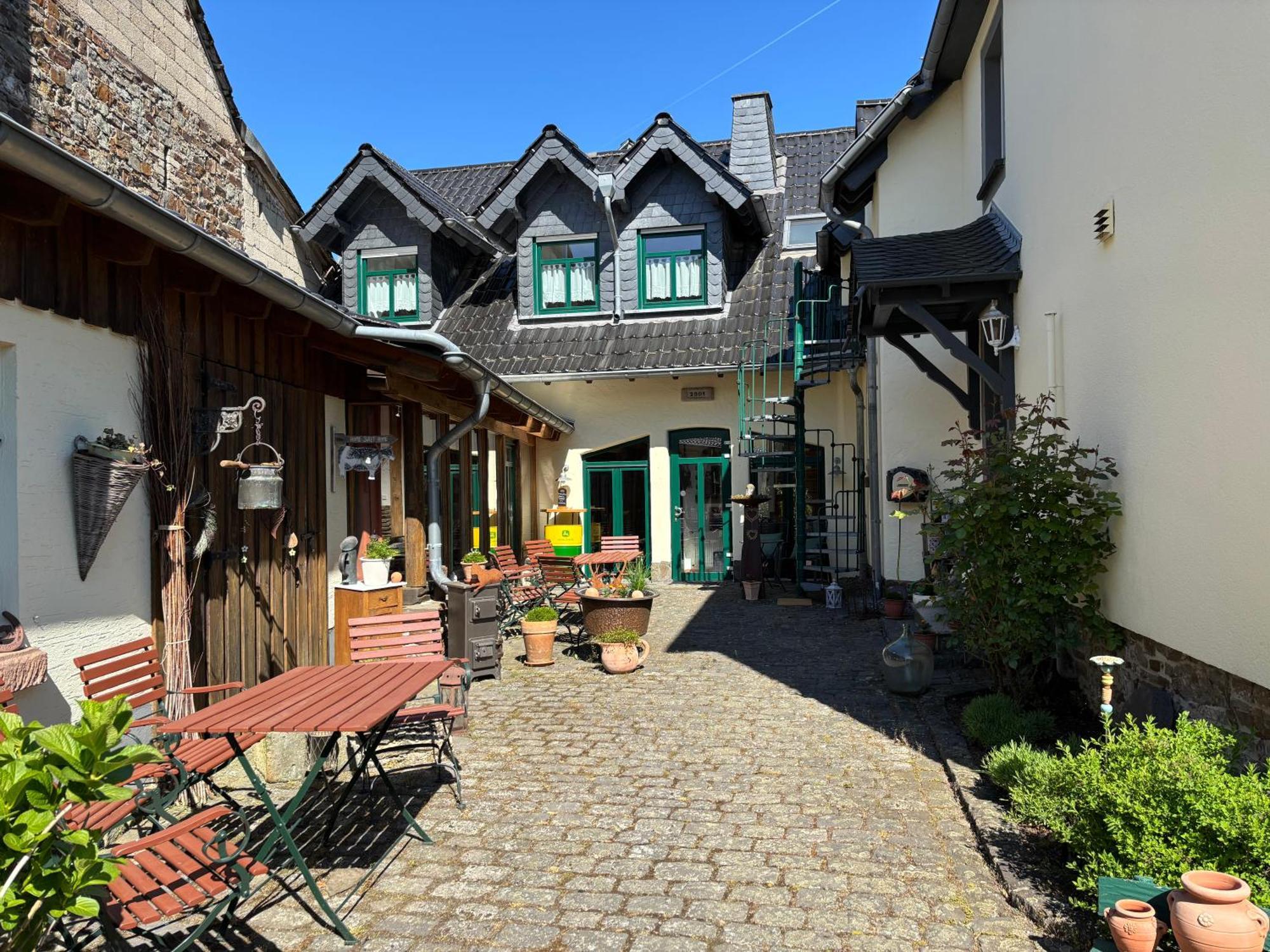 Ferienwohnung Zur Scheune Lind  Экстерьер фото
